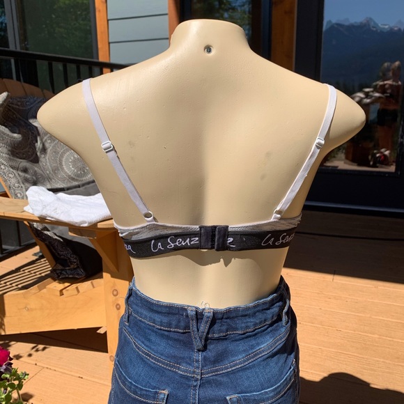 Bra Collection Sizes 36-C - Picture 2 of 9